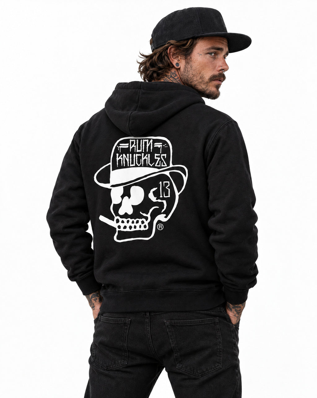 RUM KNUCKLES SMOKIN SKULL Zip Hoodie - Black - model back