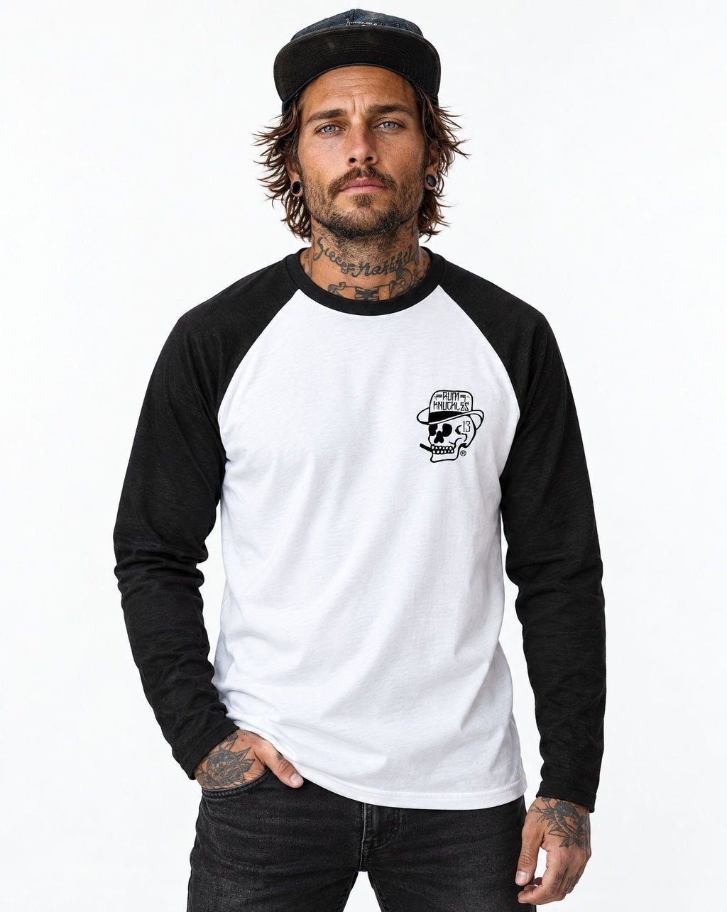 RUM KNUCKLES SMOKIN SKULL Baseball Tee - White/Black - model front