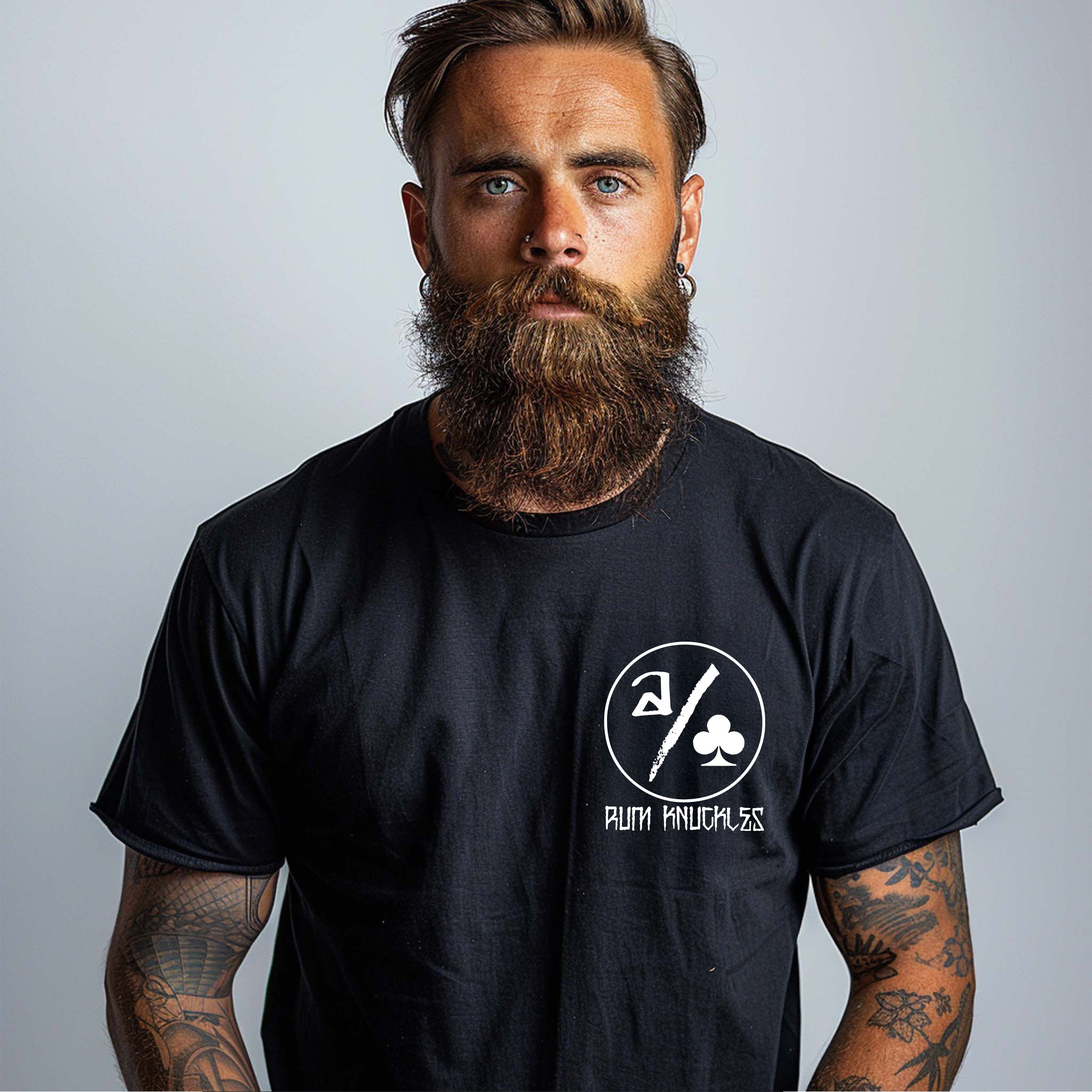 RUM KNUCKLES ACE CLUB T-SHIRT Black
