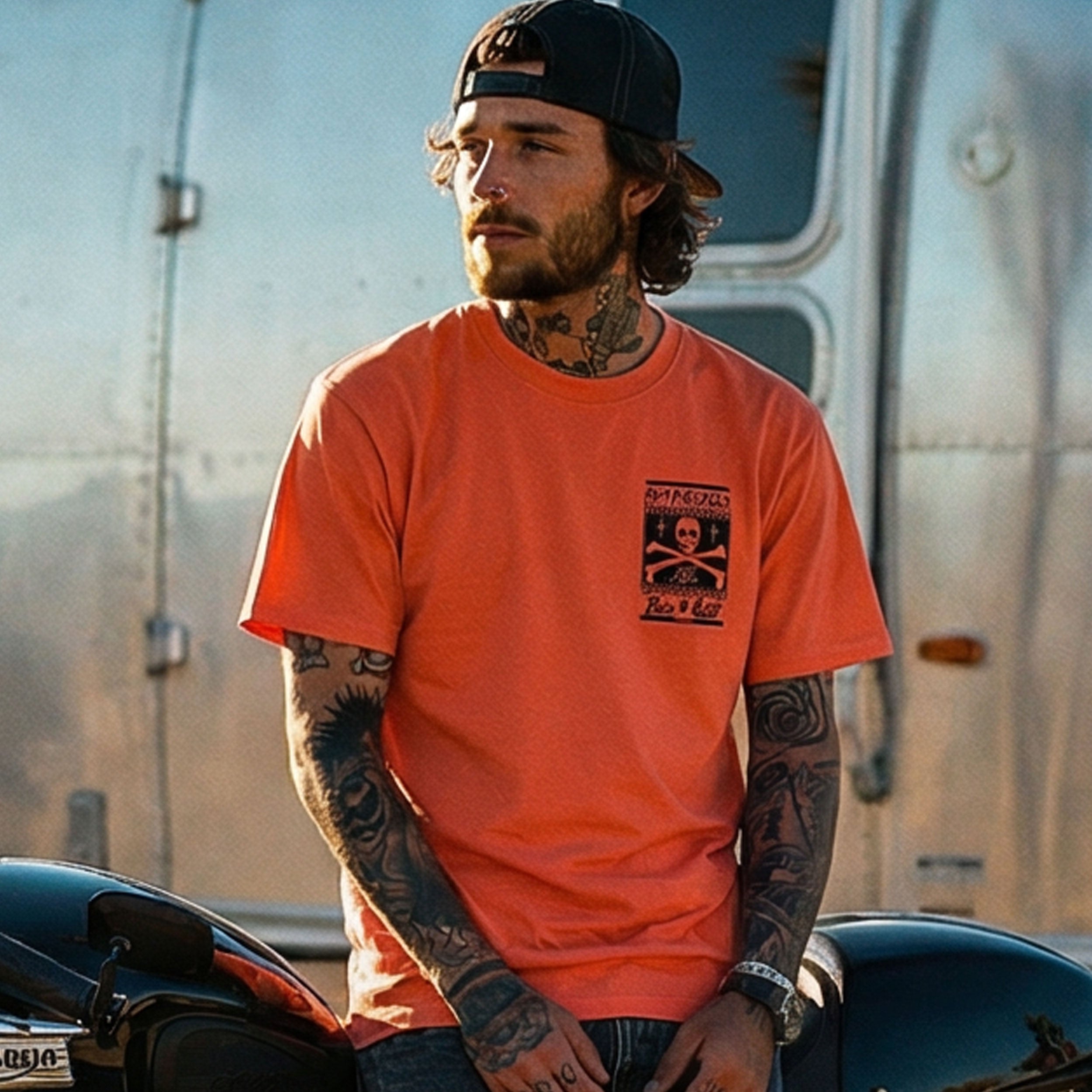 Rum Knuckles BAR & GRILL T-SHIRT