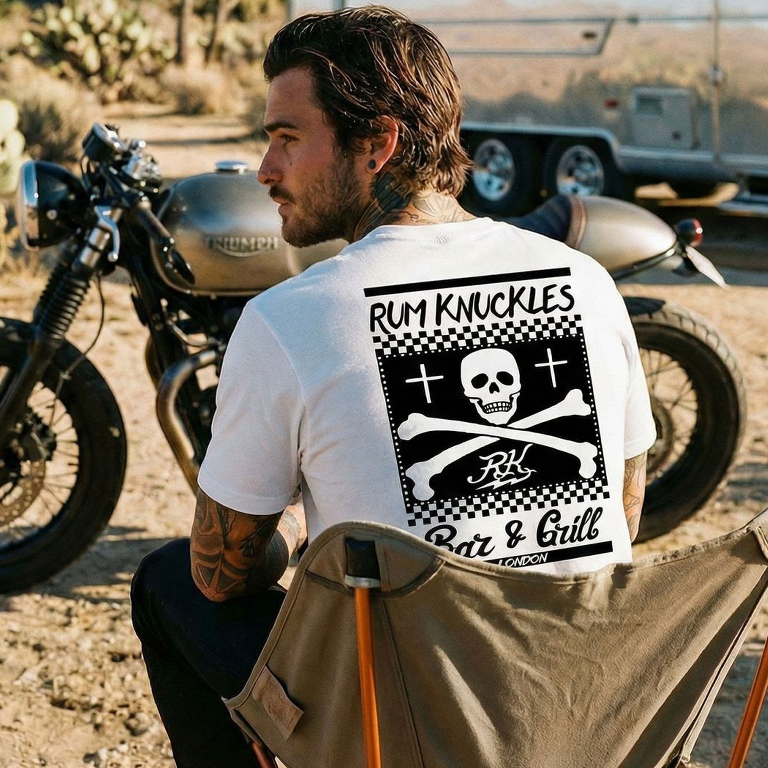 Rum Knuckles BAR & GRILL T-SHIRT