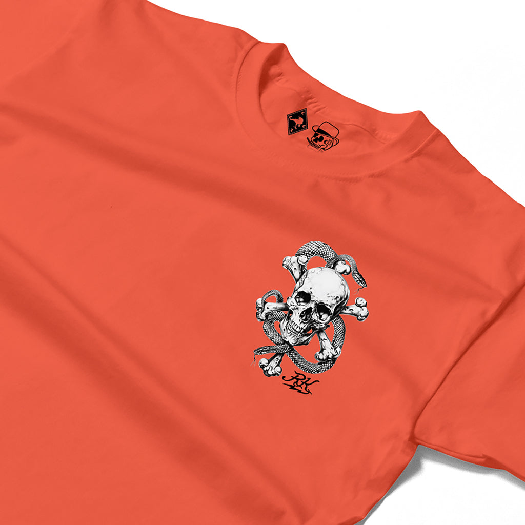 RUM KNUCKLES CROSS BONES T-Shirt