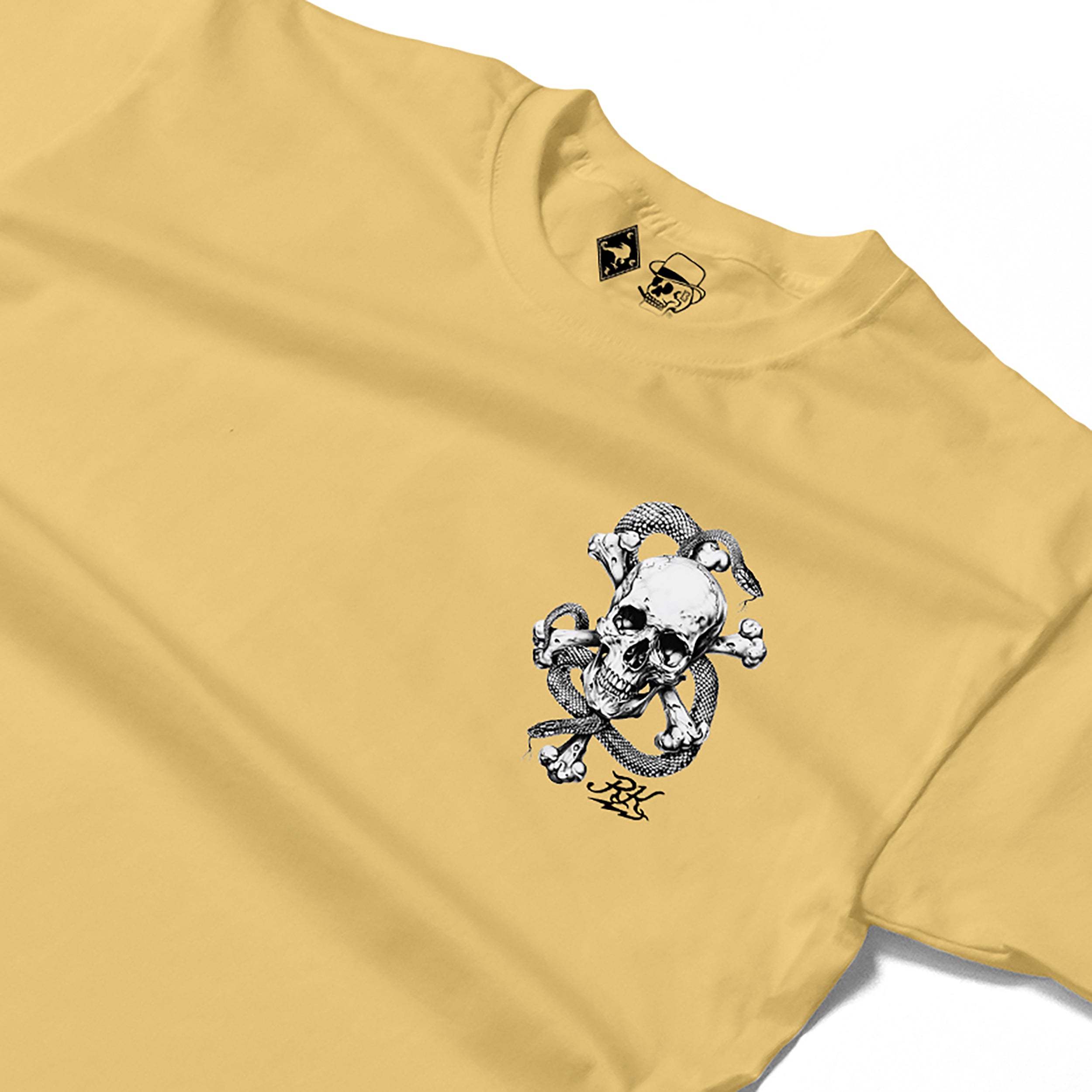 RUM KNUCKLES CROSS BONES T-Shirt