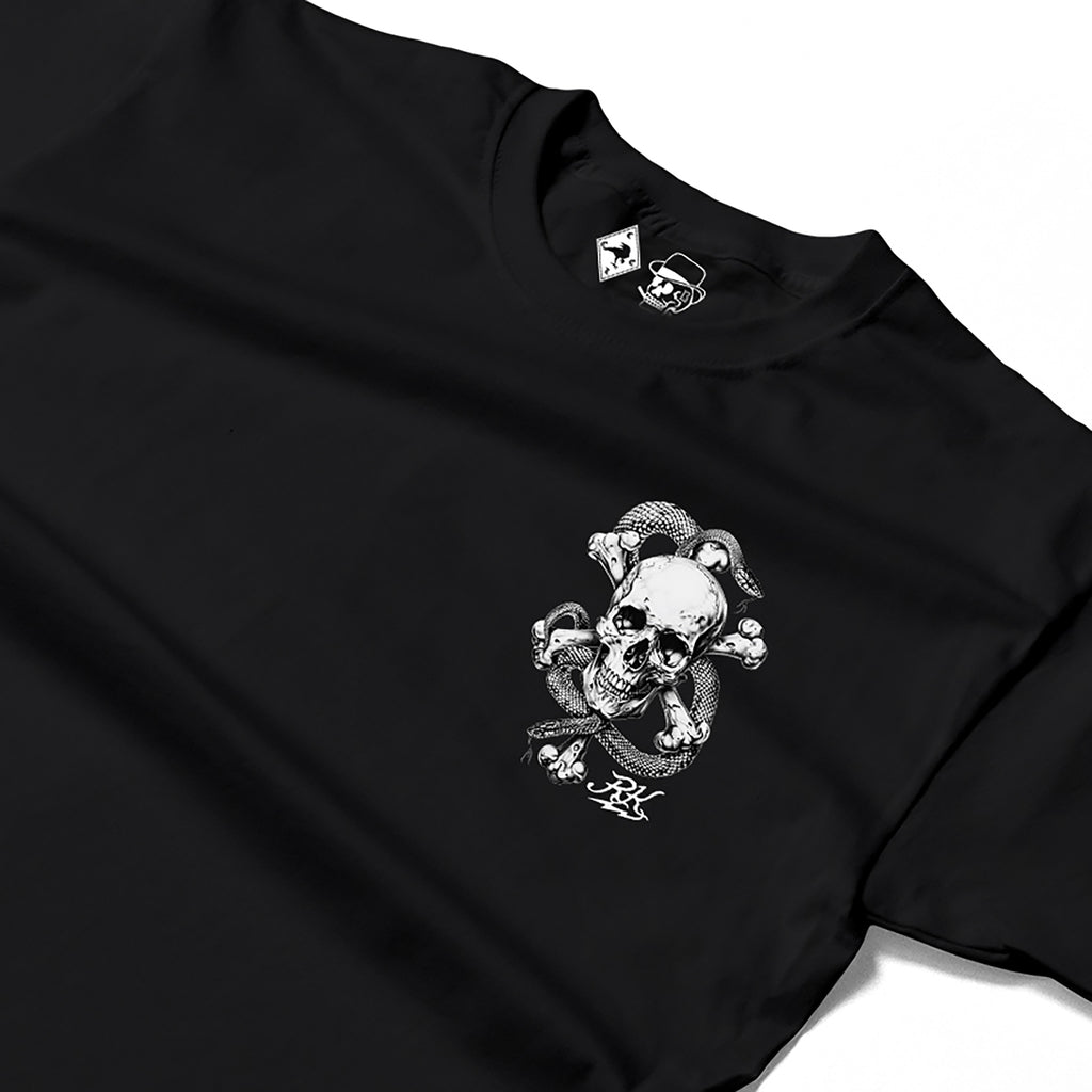 RUM KNUCKLES CROSS BONES T-Shirt