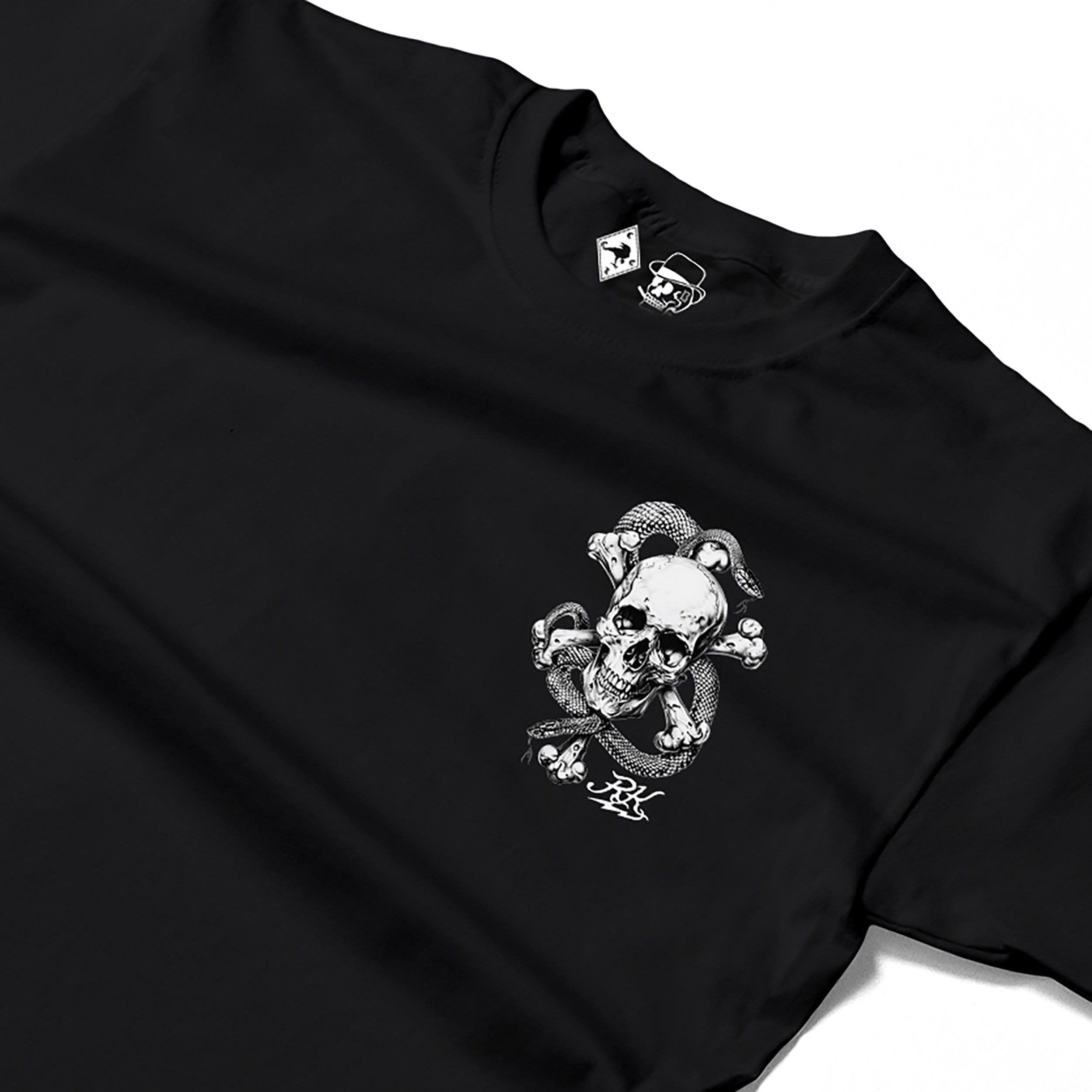 RUM KNUCKLES CROSS BONES T-Shirt