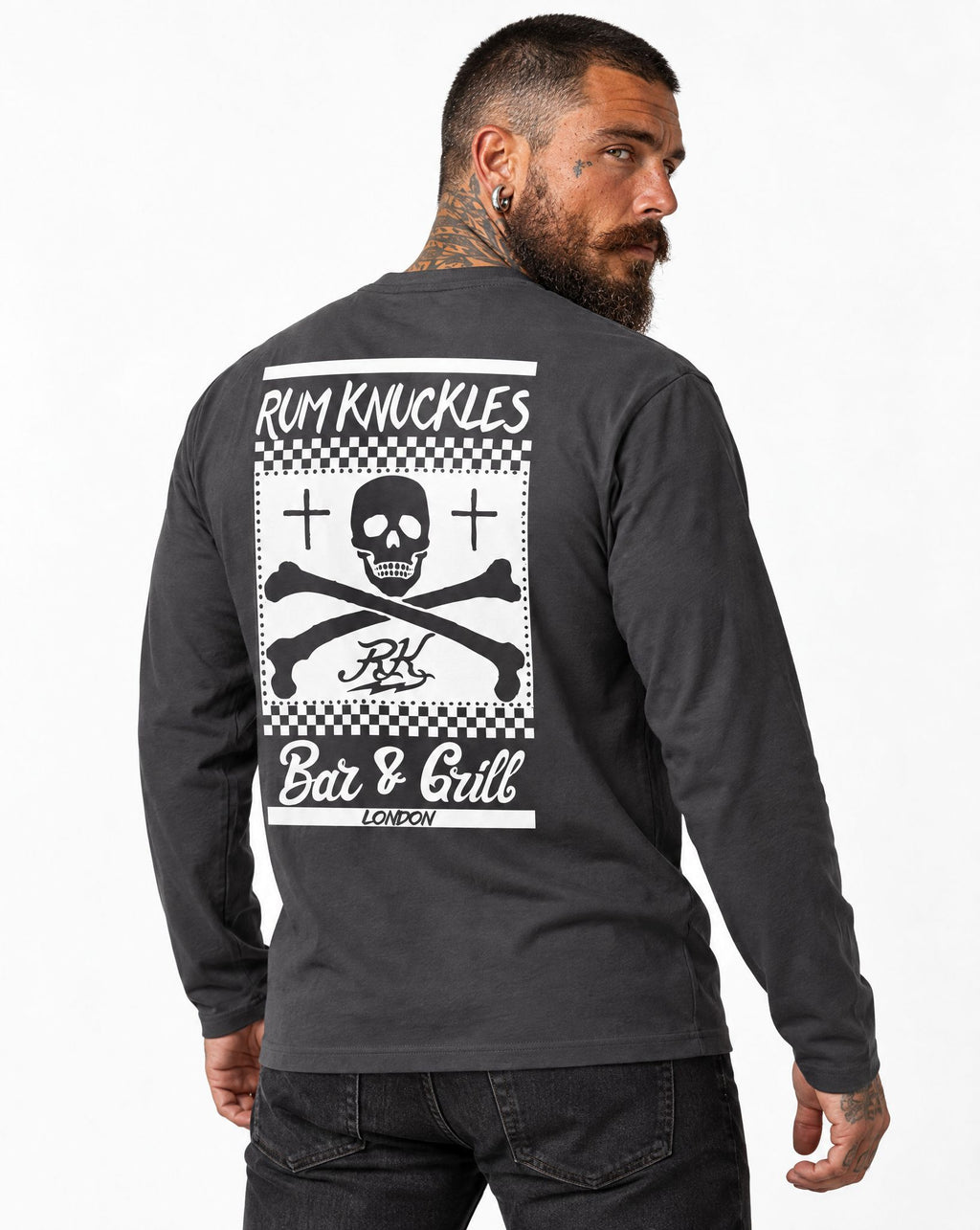 RUM KNUCKLES BAR & GRILL Long Sleeve Tee - Charcoal - model back