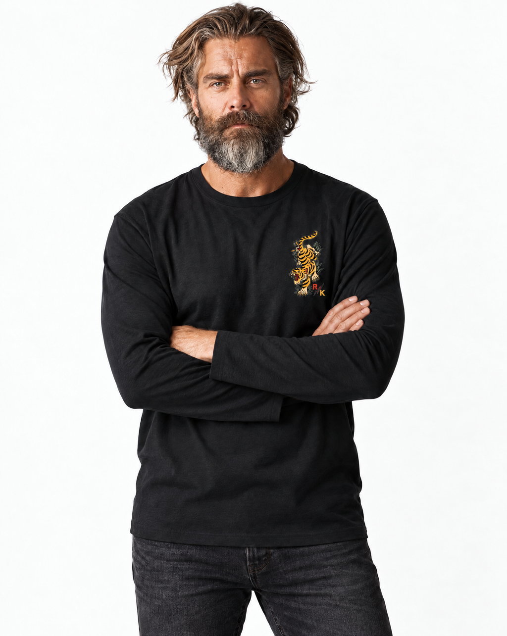 RUM KNUCKLES TATTOO TIGER Long Sleeve Tee - model front