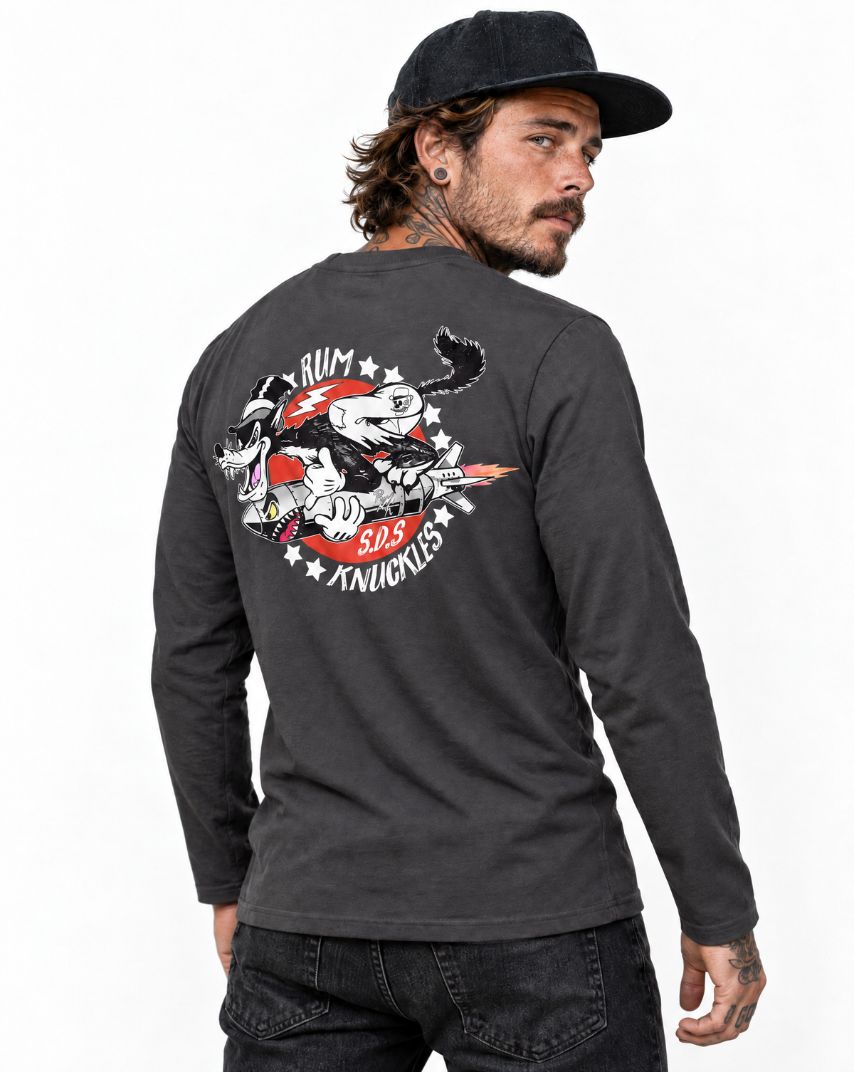 RUM KNUCKLES SPECIAL DELIVERY Long Sleeve Tee - Charcoal - model back